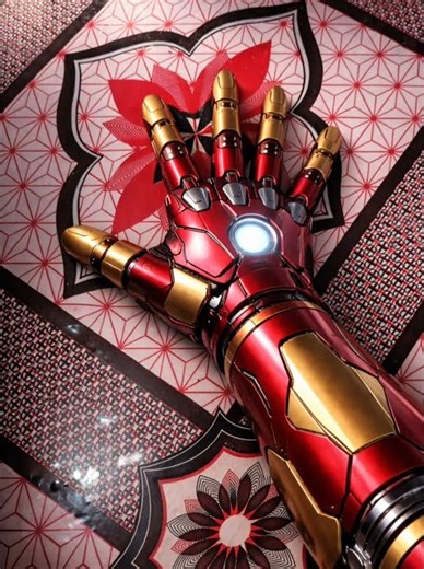 Human Hand Transformation in super hero hand