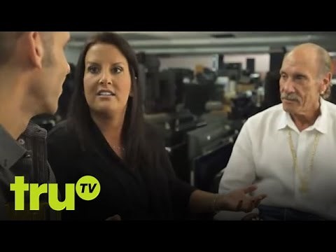Hardcore Pawn - Fired Employee Returns