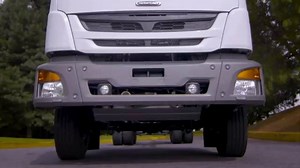 Dos opciones de cabina, de día y con dormitorio; haciéndolo ideal para el uso carretero o de ciudad. #Freightliner 360 2528 ¿Ya lo conoces? http://www.freightliner.com.mx/productos/fl-360/ | Freightliner México