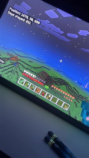 Must suck to not be able to log onto realms 💁🏽‍♂️ #minecraft #realms | minecraft