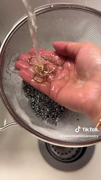 Master Tumbling Techniques for Jewelry Making