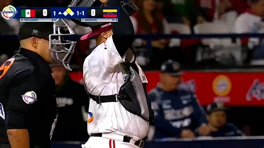 Another day, another Billy Hamilton stolen base ... even with a pitchout 😳 | MLB