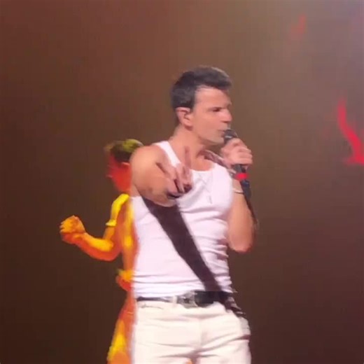 Jordan Knight's Amazing Dance in Boston