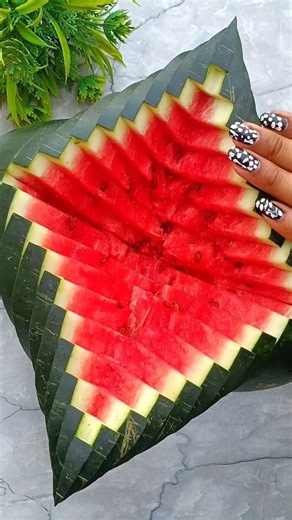 Watermelon 🍉🍉 Carving Cutting Design Skills #shorts #cuttingskills #satisfying #watermelon