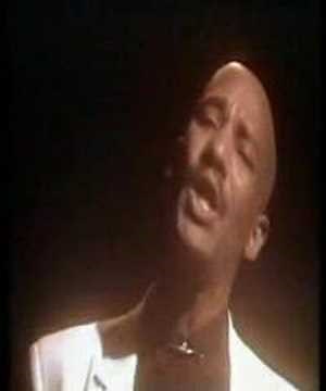 Hot Chocolate - It Started With A Kiss (OFFICIAL VIDEO - HD)