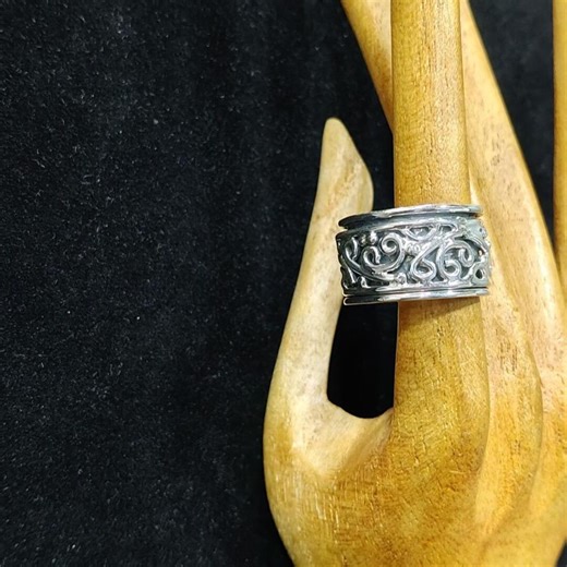925 Sterling Silver Filigree Wide Band Ring - Handmade Scrollwork Statement Ring (8.7 Grams)