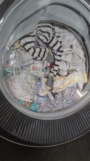 what 13.5kg of washing looks like in a 14kg Hoover Washing machine. #laundry #washingmachine