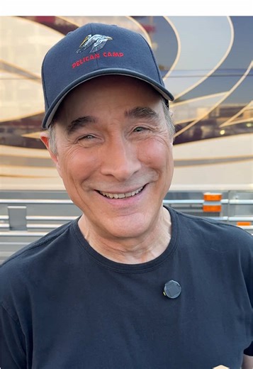 Clint Black's Birthday Dad Joke: Light Bulb Edition