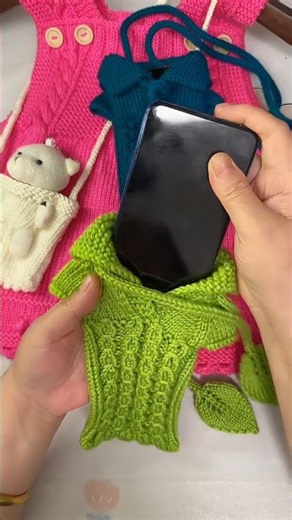 Techniques for storing a mobile phone in a bag