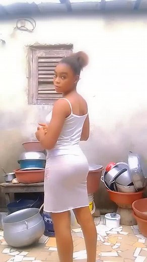 Vidéos de Etoile⭐de mer 💋 (@etoilede.mer) avec son original - BOSS🇨🇮S P🇨🇵💪🏾