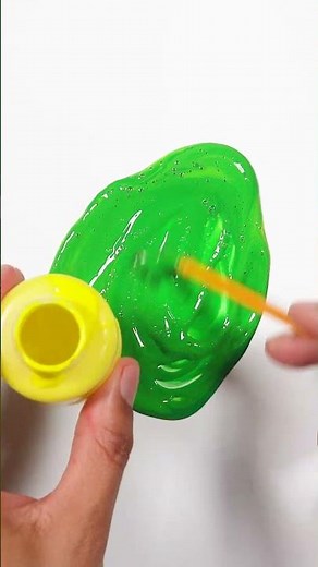 Let's Mix Green & Yellow 🟢🟡 | Fun Painting Crafts for Kids | Colourblocks