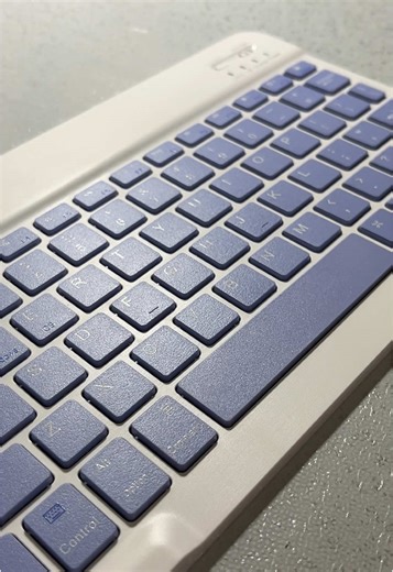 affordable bluetooth keyboard :) check the yellow basket 🥹 #fyp #bluetoothkeyboard #affiliatemarketing