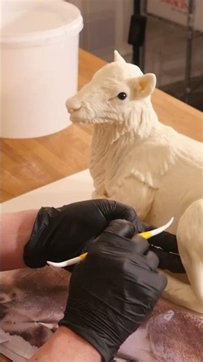 Winter Reindeer Cake Tutorial ❄️ Sculpting, Texturing & Painting with Emma Jayne