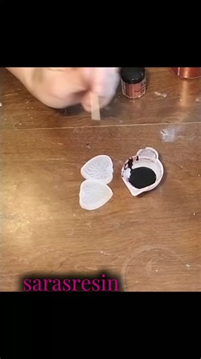 With valentine's day just around the corner, here's a video to show how I make my holographic hearts earrings. I used UV resin to speed up this process just because it can be time consuming and a tedious process. Keep on the look out for valentine's themed items coming soon! Enjoy and let me know what you think! Here is the website I've been working on! sarasresin.fws.store