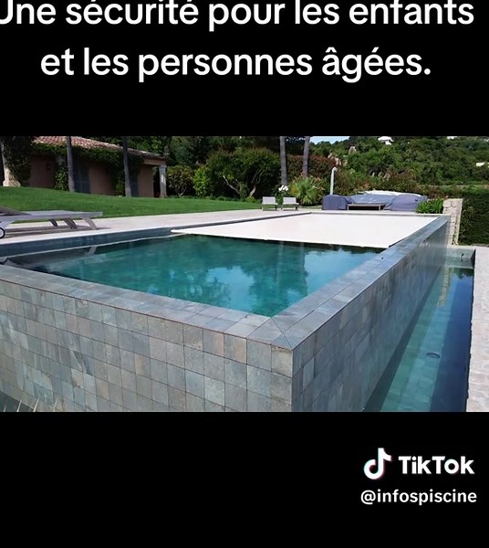 Volet de piscine à plage immergée : sécurité et économie