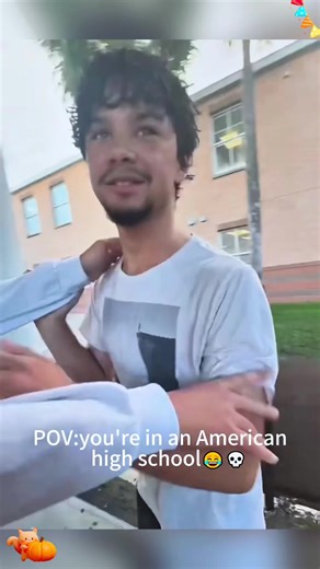 POVyou're in an American high school😂💀 #vairalvideo #schoollife #friend #funnyvideos
