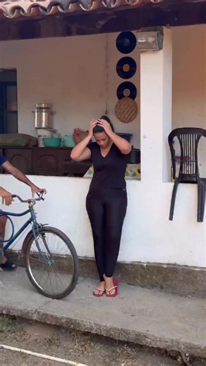 Charlim Sousa on Instagram: "Vish🤣🤣"