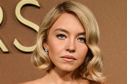 Sydney Sweeney shares daring photo, addresses ad controversy
