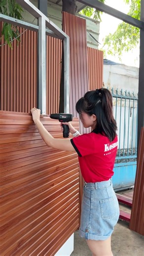 Why Foam-Core Metal Panel Siding Offers Excellent Sound and Thermal Insulation