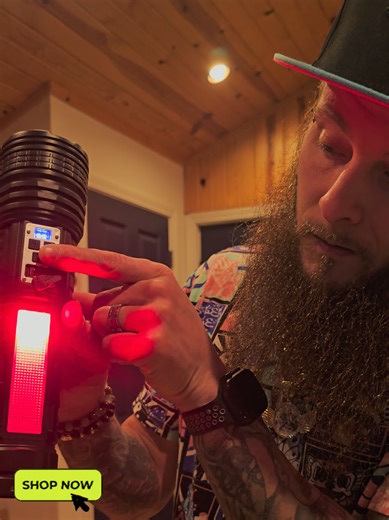 You can see this flashlight on other planets #flashlight #bright #lights #flashlights #light