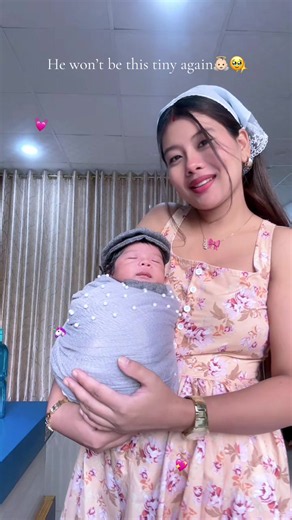 How to Hold a Newborn Safely: From Bump to Arms