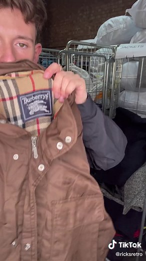 Getting nippy init. Stay wrapped