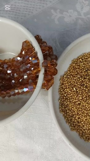 Fabrication d'un bracelet en perles. #beadsjewelry #perles | FOKA perles et Creations