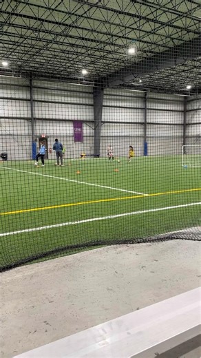 Who will get the ball first at Keystone Winter Camp ⛺️ #soccer