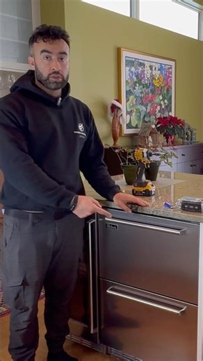 How to retighten handle on a perlick fridge | perlick wine cooler handle problem fixed HP24RS