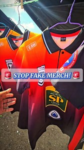 🚨 STOP FAKE MERCH! 🚨 Just spotted these counterfeit PNG LNG Kumuls & SP PNG Hunters supporters kit being sold at Gerehu Market for K25! 😡 These fakes hurt our teams—every real jersey sold helps fund our players and programs. How are these fake products slipping past customs? 🇵🇬 PNG Customs & Border Control, we need tighter checks to block these illegal imports! Let’s support our teams the RIGHT way—buy official merch only! SHARE if you agree! ⬇️ #SupportRealPNG #StopFakeMerch #PNGKumuls #PN