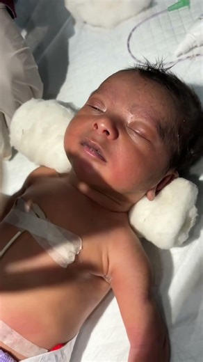 New born baby chestry better feel 😄👍 #youtubeshorts #newbornbaby #anmnursing #viral #baby #sacribe