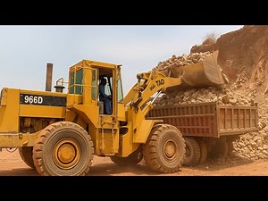 Caterpillar 966D wheel Loader Loading Rocks Powerfull heavy Equipment Action#cater pillar