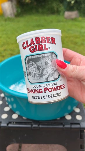 22K views · 108 reactions | How to make giant bubbles! 﫧 Fun family activity for Summer! #craft #bubbles #toddler #sunshine #familyfun This original video was produced by Network Media, LLC and Jeff & Lauren Productions. | Creative Crafting | Facebook