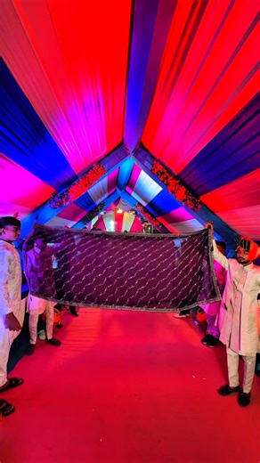 Kalpesh Jadav on Instagram: "#❤️ #brideentry #wedding #groomentry #bride #indianwedding #weddingdecor #weddingphotography #indianbride #bridalentry #weddinginspiration #eventplanner #groom #couplegoals #eventmanagement #brideentrance #weddingplanner #bridalentryideas #weddingentry #weddingdupatta #bridedance #customiseddupatta #bridaldupatta #entrychadar #kalirekichadar #personliseddupatta #customisedlatkan #entryduppatta"