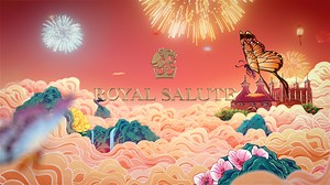 【Royal Salute皇家禮炮21年全球農曆新年特別版】 JL DESIGN 受皇家禮炮委託，為2025全球農曆新年特別插畫版打造產品影片。 源自英國奢華品牌，以英國郡主加冕21響禮砲為概念，象徵21年份起跳的高端威士忌品牌形象。擷取藝術家新年盒裝插畫設計，直觀呈現英國文化21響禮炮、倫敦塔、百年酒廠，跟隨禮砲發射的第一視角，透過蝴蝶與藍鵲的指引，跳耀到夢幻熱鬧的東方世界，呈現新年節慶的熱鬧與生命力。 #JLDesign #皇家禮炮 #RoyalSalute #農曆新年 | JL DESIGN