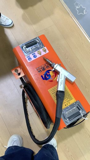 #laserweldingmachine #laserwelding #手持激光焊接机 #PortableLaserweldingmachine