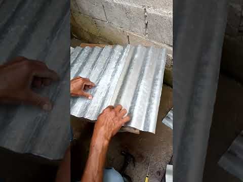 La forma correcta de poner las tejas de zinc para que no queden goteras.