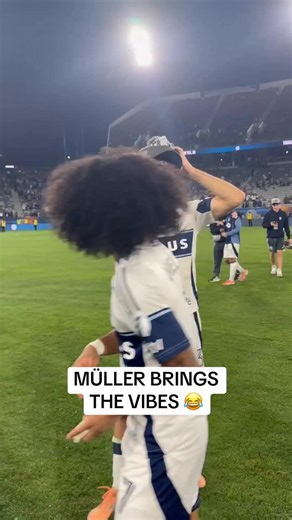 Müller always has the vibes on lock 😂 (via: @mls) | TSN
