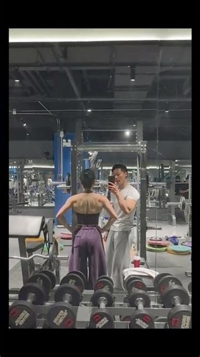 I won t take the big flower sedan chair. We can fly back after practice#Couple