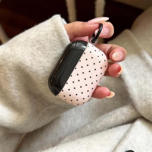 Minimalist Polka Dot AirPods Case#airpodscase #airpods #airpodspro pod