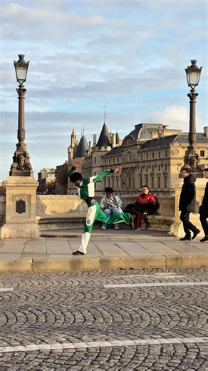 Junior Jmss on Instagram: "How fast do you think I’m going?"