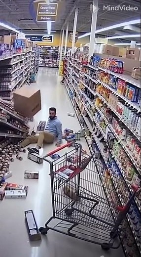 Funny Grocery Store Crash Caught on CCTV! 😂 Shopping Cart Chaos Gone Wrong!