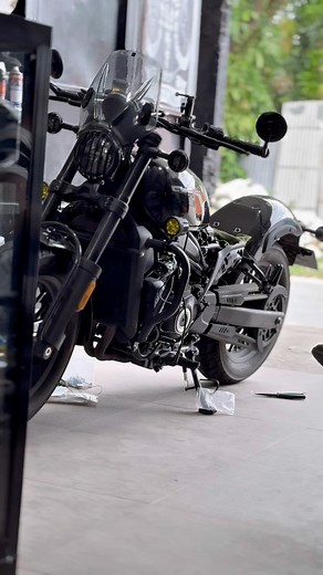 Custom Window Handle Bars Backrest with Luggage Rack PIAA Aux Light Gold Runway Aux Lights Bosch Horn WTDB mufflers Seat Conversion Hard Side Bags w/ Custom Brackets #followersreelsfypシ゚viralシfypシ゚viralシalシ #motorcycle #rider #cfmoto #CLC450 | M Customs Garage