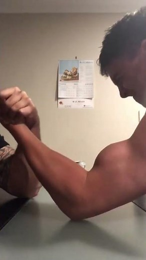 Father vs son arm wrestling