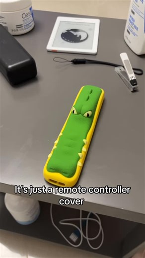 Carolina’s Finds on Instagram: "Absolutely in love with this remote controller cover 🐊 no one will steal your remote now 😂 #remote #remotecontrol #remotecover #hometools #amazonmusthaves"