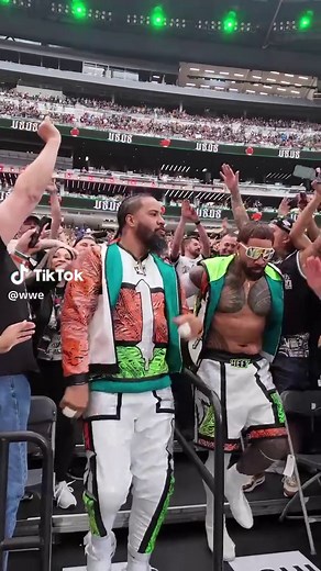 The Usos Arrive in Ya City for WrestleMania Hour 1 LIVE on ESPN2!