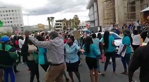 Bittersweet conclusion to Shoprite strike Staff Reporter AN agreement between the Namibian Food and Allied Workers Union (NAFAU) and Shoprite Namibia will see that no permanent worker of Shoprite is paid a monthly wage less than N$2,500. The agreement was announced on Sunday afternoon after weeks of demonstrations nationwide by over a 2,000 workers of Shoprite, Checkers and USave who were demanding salary increases, as well housing and transport allowances. The agreement, signed by both parties,