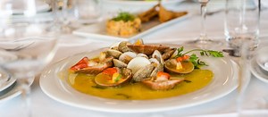 10 Fantastic Places to Eat Seafood in Piraeus