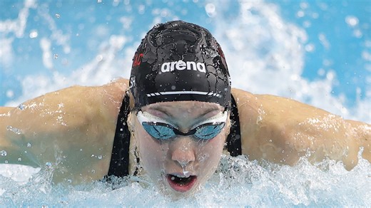 Walsh dominates 100m fly for first win in Austin