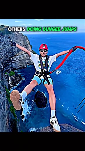 Others doing bungee jumps vs Last one ☠️ #trollface #skulledit #shorts
